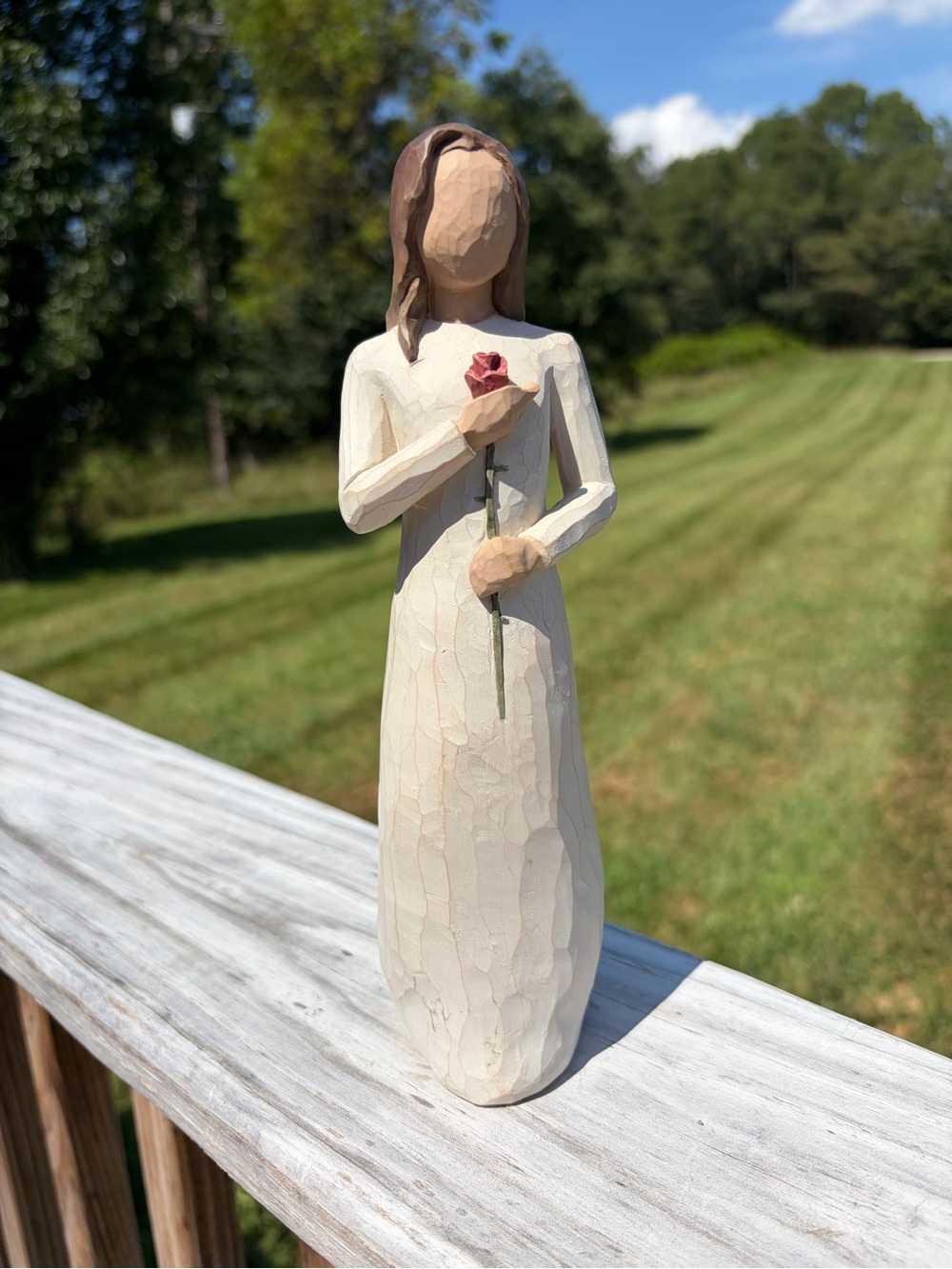 Willow Tree Love Figurine by Susan Lordi 9" Tall In Great Condition